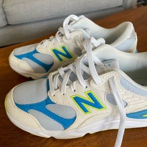 New Balance women’s X90 lifestyle shoe, size 7.5
